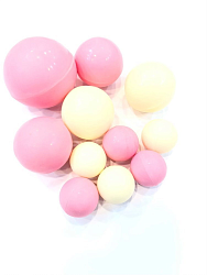 Сферы из шоколадной глазури бело-розовые 10шт